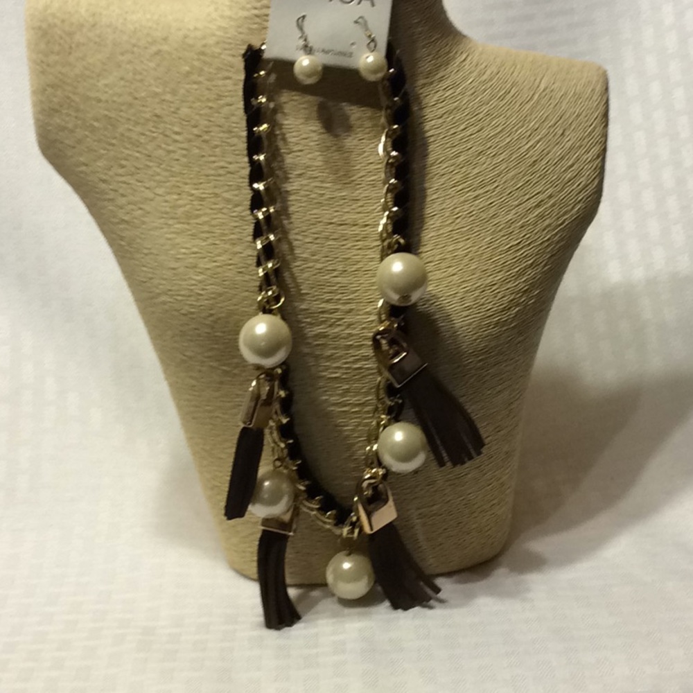 SPICA Bold Statement Necklace And Earrings Set